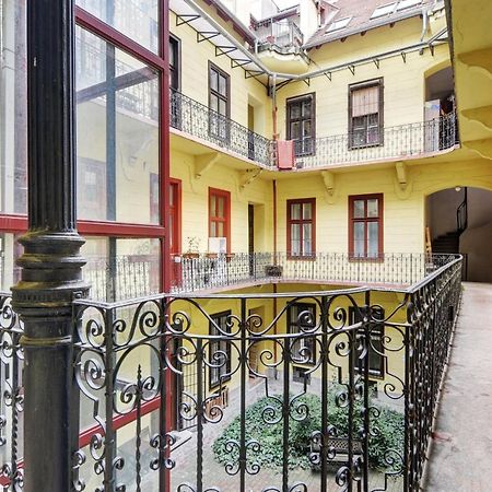 Free Garage Parking, Ac And Bikes In The Downtown Apartment Будапеща Екстериор снимка